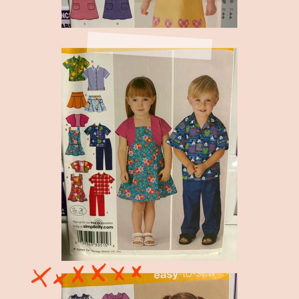 Simplicity Patterns 3856, 2461, 2376